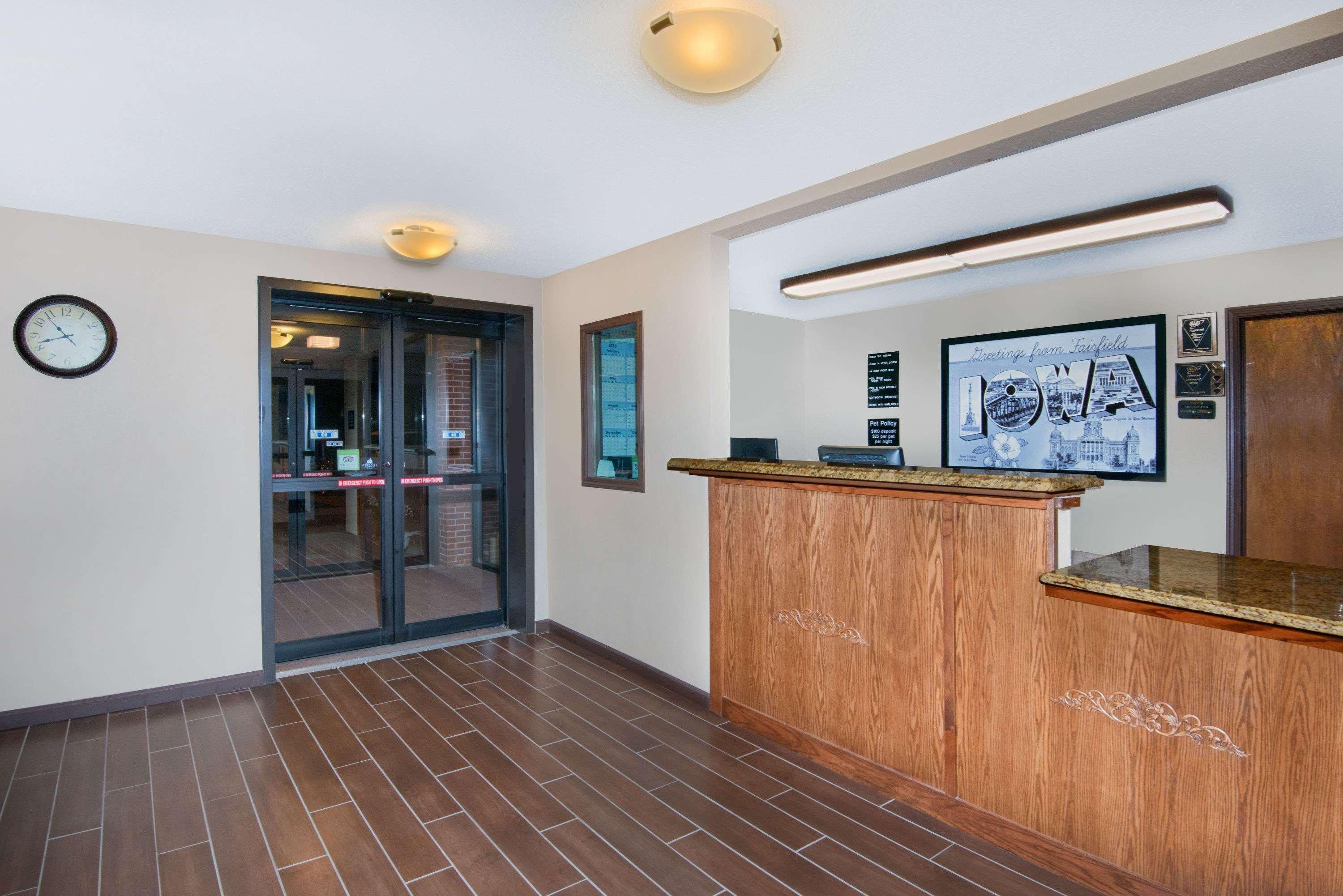 Hotel Super 8 By Wyndham Fairfield Exterior foto